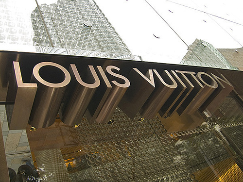 LouisVuitton-(1).jpg